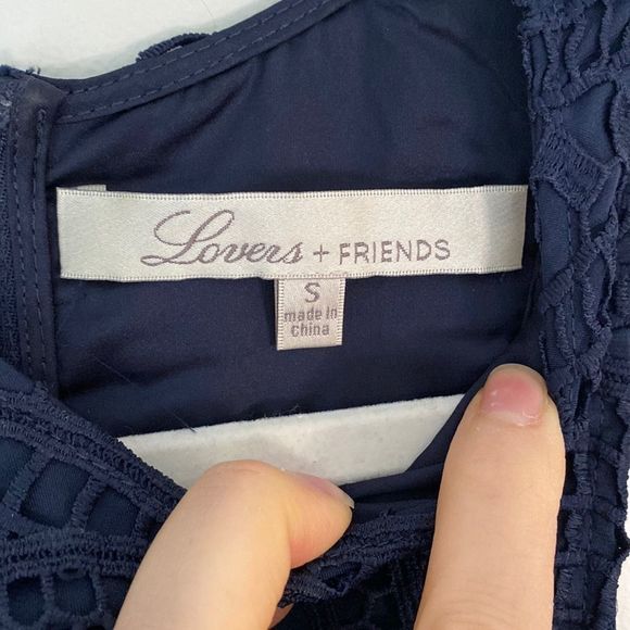 Lovers + Friends Navy Caspian Shift Dress Size Small - Picture 5 of 8